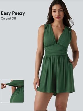 Halara V-neck Sleeveless Ruched Built In Bra Romper Pockets Easy Peezy LARGE